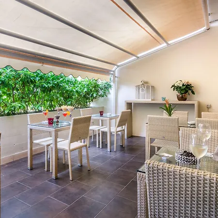 Otel Martini 4*