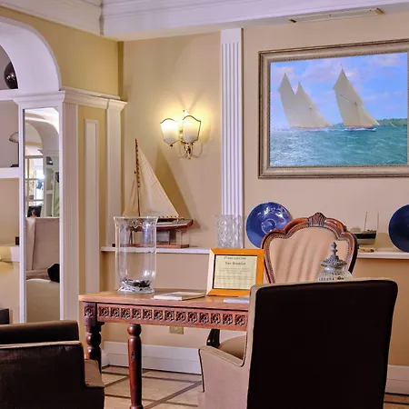 Martini Otel 4*