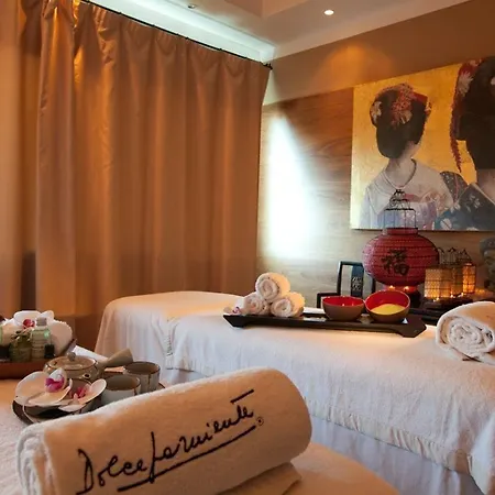 Otel Martini 4*